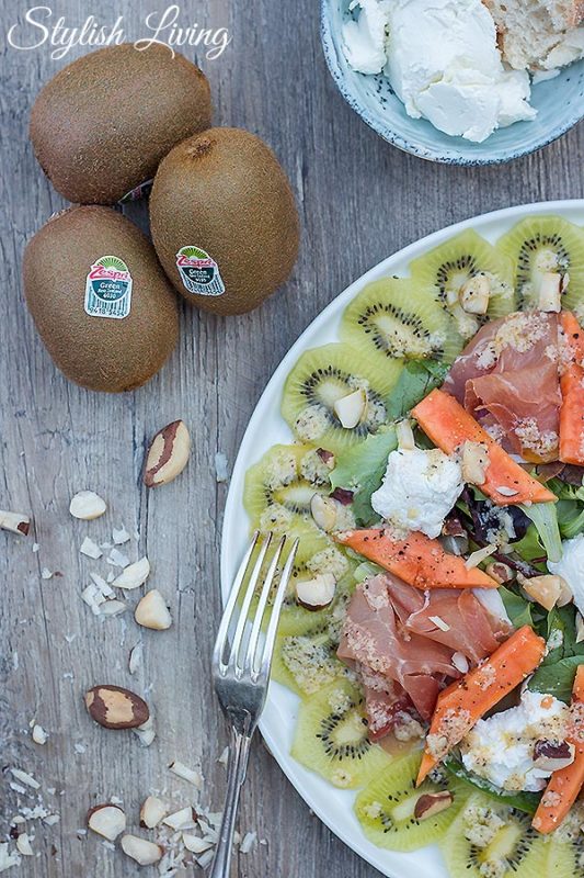 Fruchtiger Salat mit Zespri Kiwi, Papaya &amp; Ziegenfrischkäse [Werbung ...