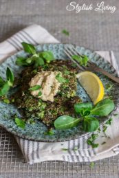 Grünkohl-Erbsen-Ricotta-Frikadellen nach Donna Hay