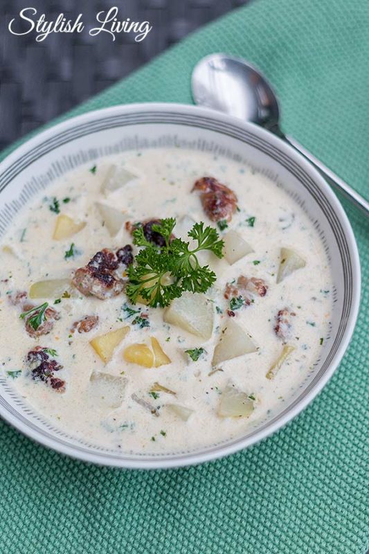 Kohlrabi-Kartoffel-Suppe mit Schmelzkäse - Stylish Living