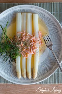 Rezepte für Spargelsaucen: Buttersauce mit Räucherlachs