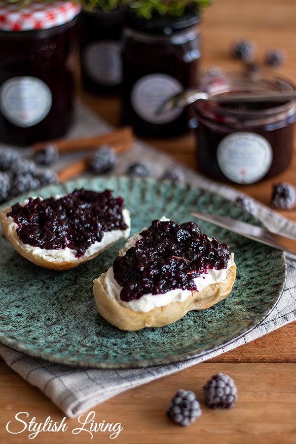 Brombeermarmelade mit Zimt und Rosmarin - Stylish Living